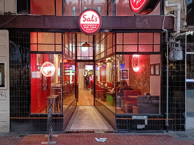 Sal's Authentic NY Pizza - Cuba St