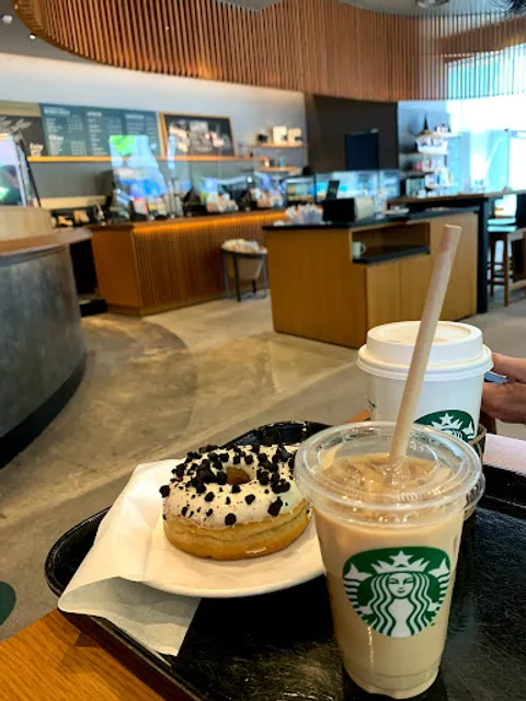 Starbucks Coffee - Kyoto Sanjo Karasuma Building