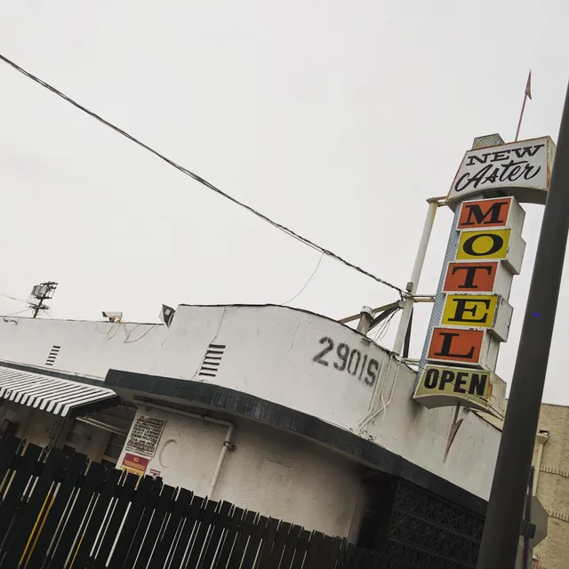 New Aster Motel
