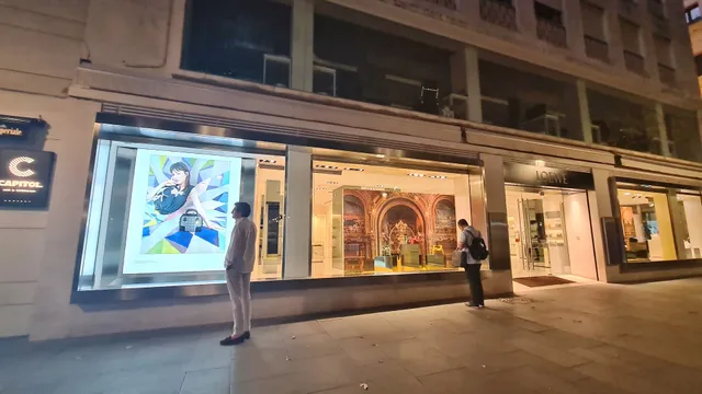 LOEWE Plaza Nueva
