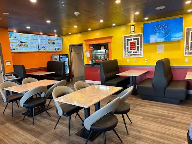 Hurry Curry - Moncton