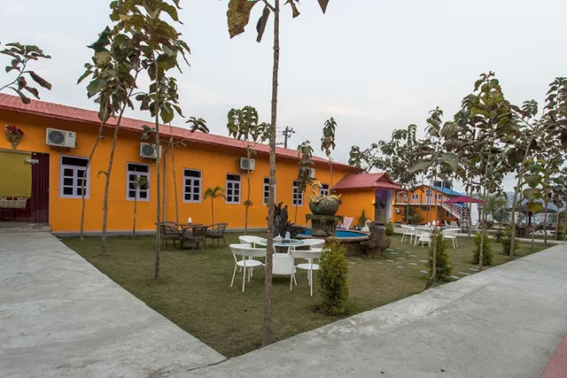 Midpoint Inn Resort.