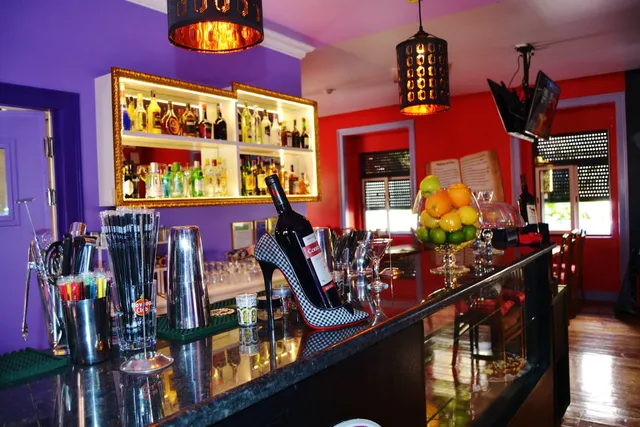 Sentidúnico Bar Bistro