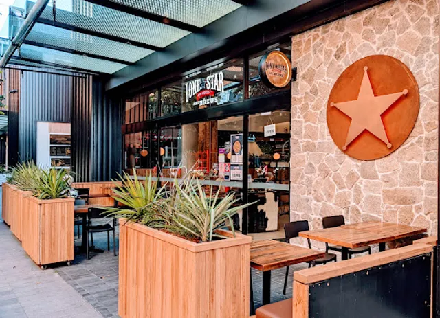 Lone Star Rib House & Brews Ed Square