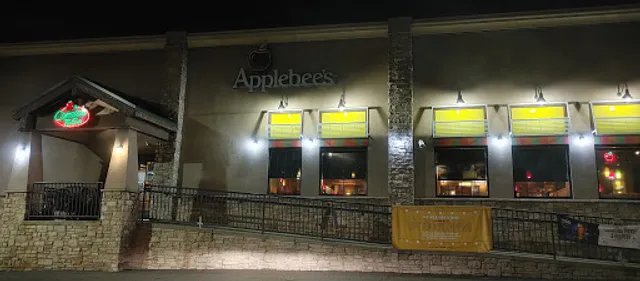 Applebee's Grill + Bar