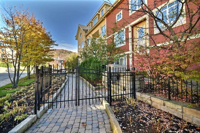 Bondurant - Tremblant Sunstar