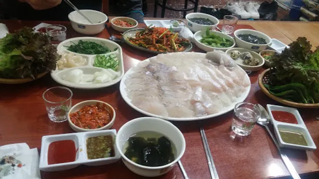 페리카나 관양1점