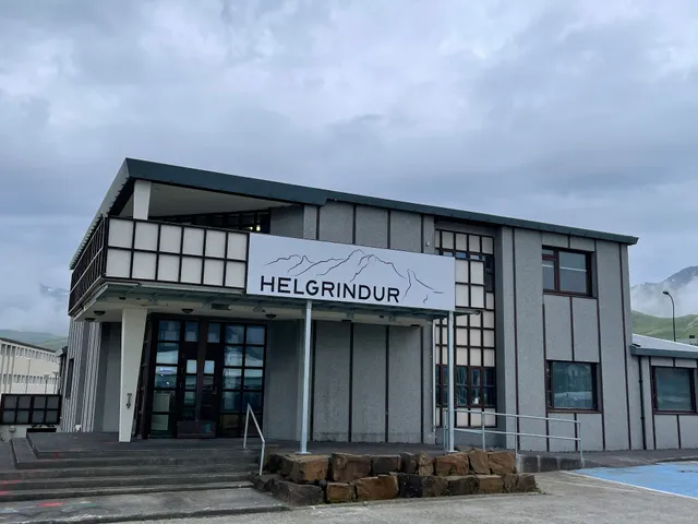 Helgrindur guesthouse