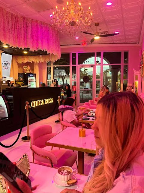 Chica Rosa Creperie & Cafe