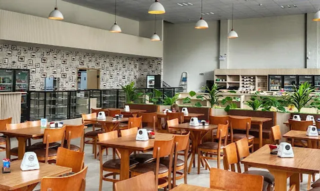 Pães & Cia Panificadora