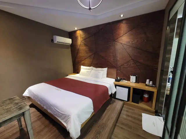 더클럽관광호텔