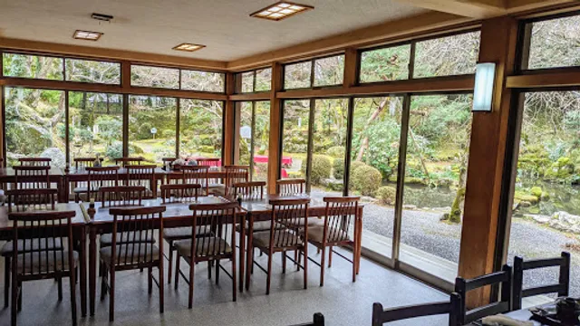 芙蓉園本館(旧白毫院)