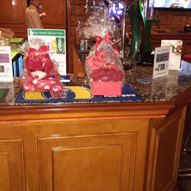 Churchill Pub MHT L1115290