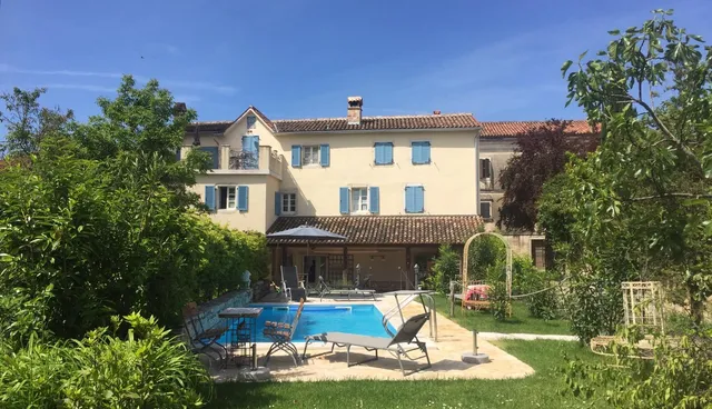 Casa & Studio Terra Mirna