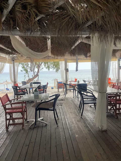 Akti Seaside Lounge & Restaurant