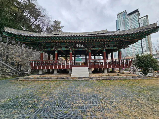 photo-1