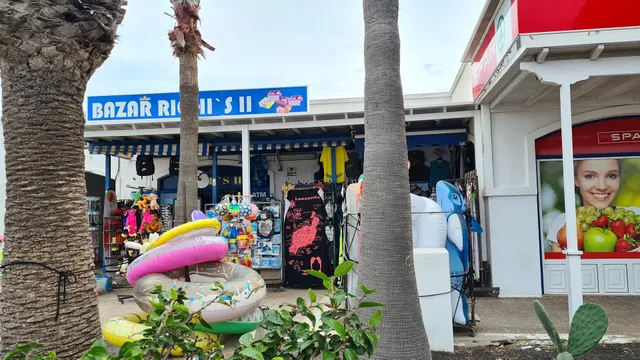 Centro Comercial Punta Limones