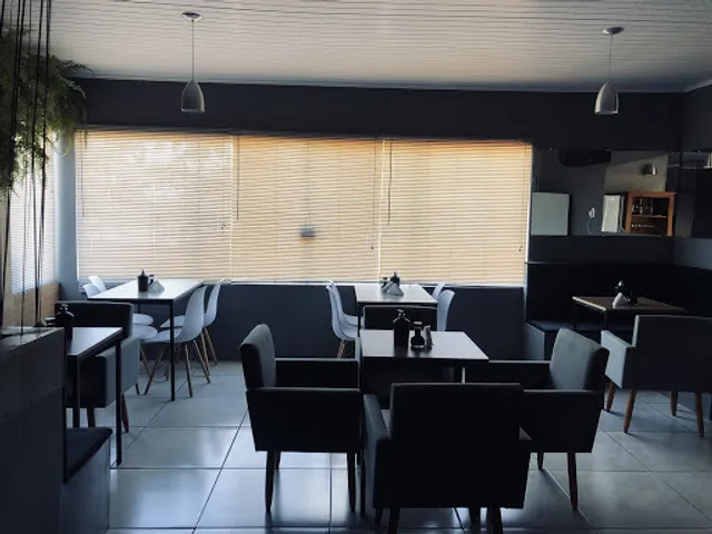 Surfers Sushi Cassino