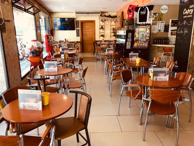 Cafetería Heladería Capry