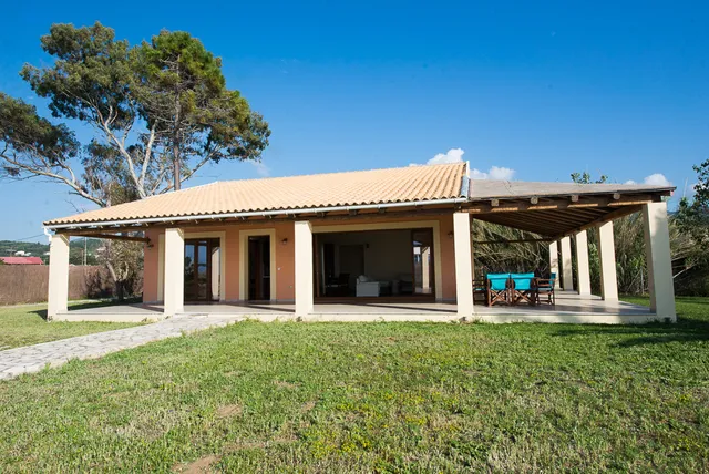 Villa Calypso by PosarelliVillas