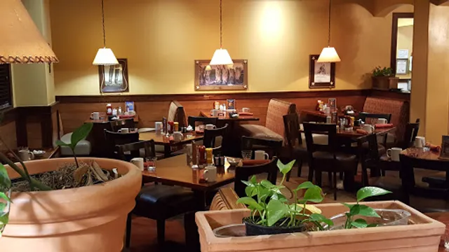 Blue Dixie Bar & Grill