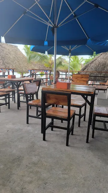 Pipas Beach, Beach Restaurant