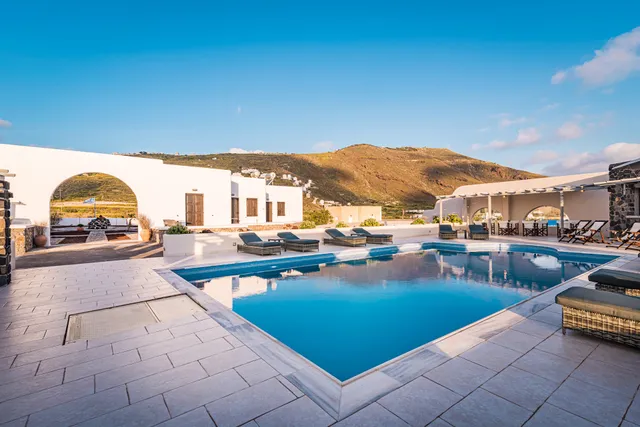 Agia Irini Rooms & Apartments