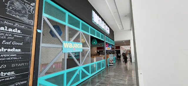 Wajaca CC. Los Molinos | Medellín