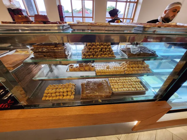 Hallab Gourmet 1881 Ghana