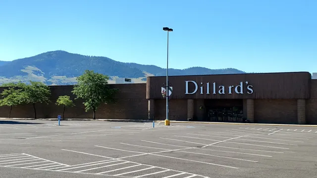 Dillard's