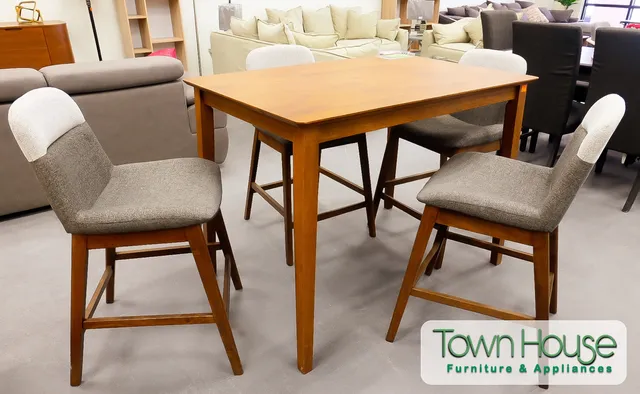 Town House Furniture and Appliances