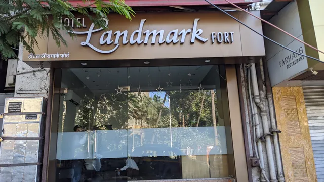 Hotel Landmark Fort