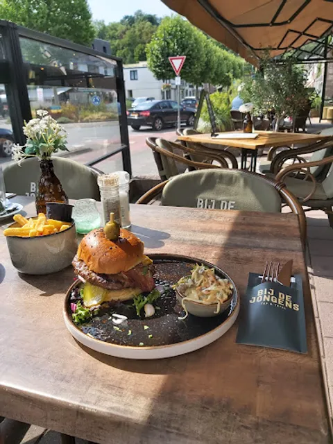 Bij De Jongens Valkenburg