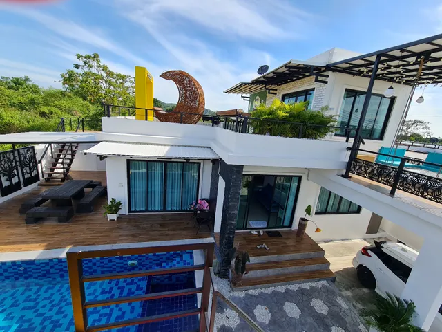 Koon Suk Sunset Pool Villa