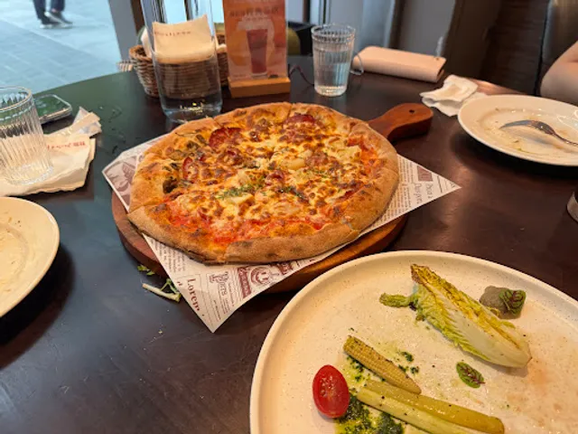 默爾 pasta pizza(松山車站店)