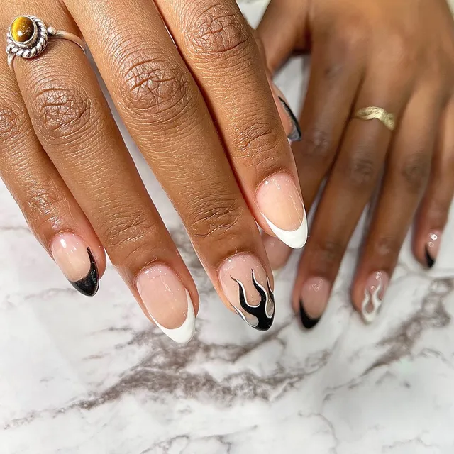 NAIL TALK & SPA (950W Peachtree)