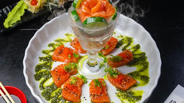 Megumareta Culinária Oriental - Delivery de Comida Japonesa e Chinesa Pituaçu