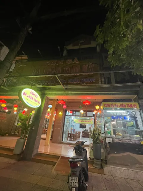 Ba Luan Tam Ky Chicken Rice