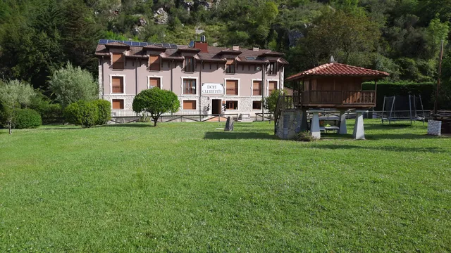 Apartamentos Rurales Camín de Pelayo