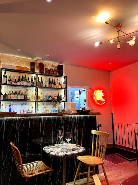 Restaurant YUM Teahouse & Bar