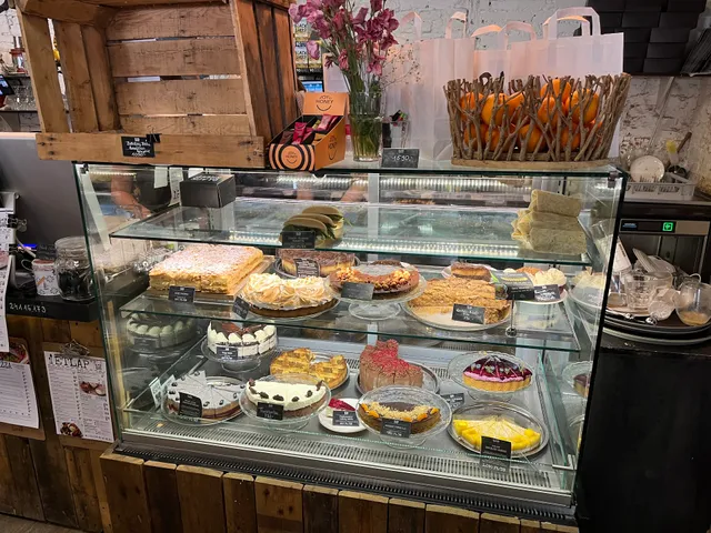 Black Sheep Microroastery & Coffee