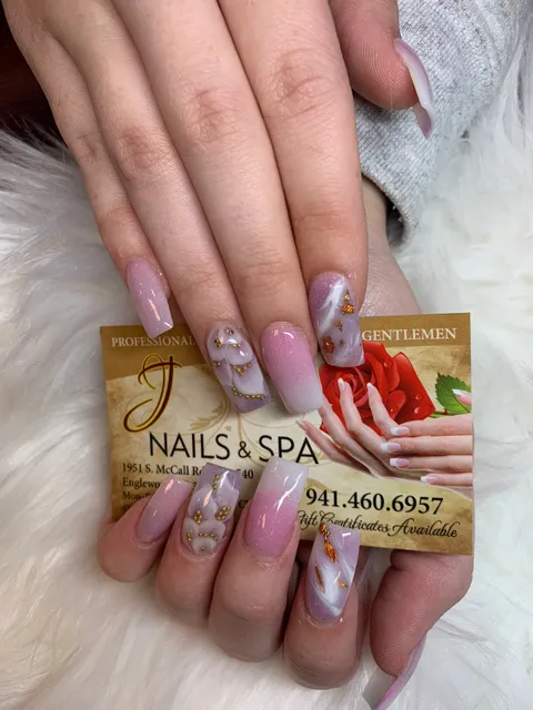 J Nails Lounge