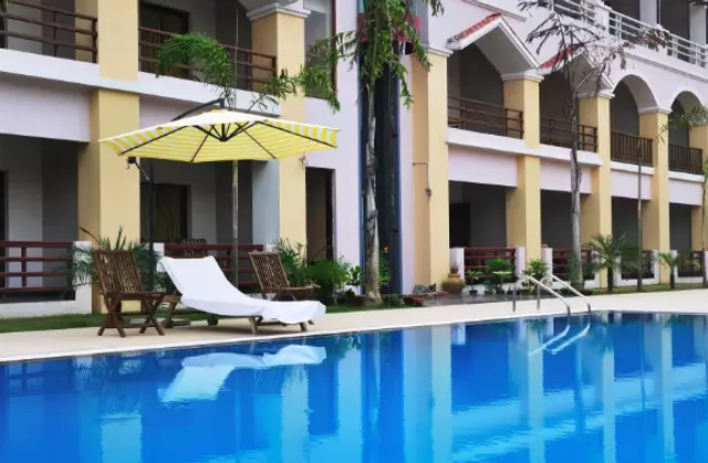 Le ROI Corbett Resort