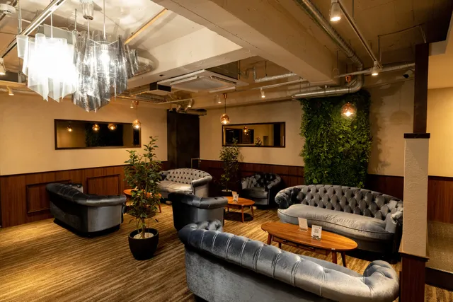 シーシャ カフェ&バー C.STAND シースタンド 梅田東通り商店街店