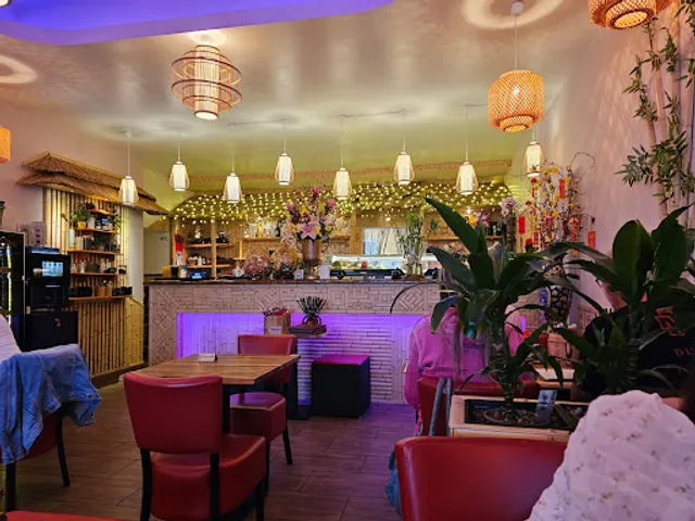 Huong Sen - Fine Sushi & Viet Cuisine