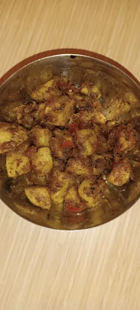 Hum tum food on wheels Family Restaurant & party Hall