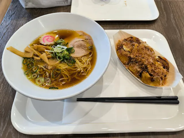 やきもの本舗 鯛あん吉日 藤枝店