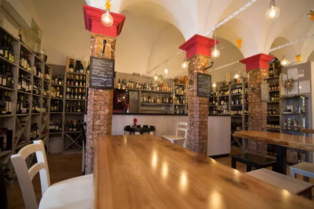 Rossointenso Enoteca Ristorante