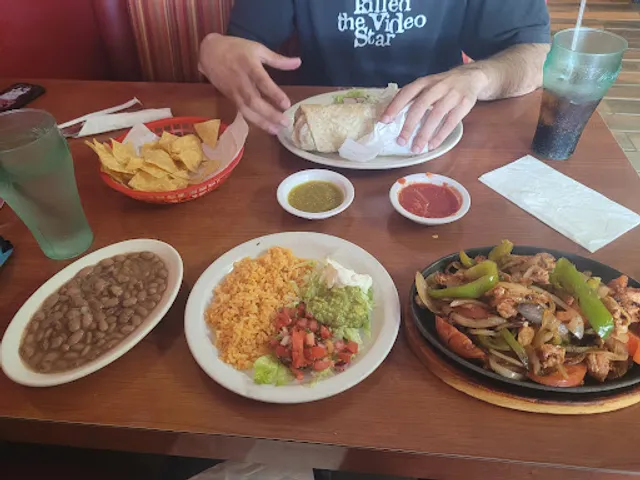 El Chilitos Mexican Restaurant