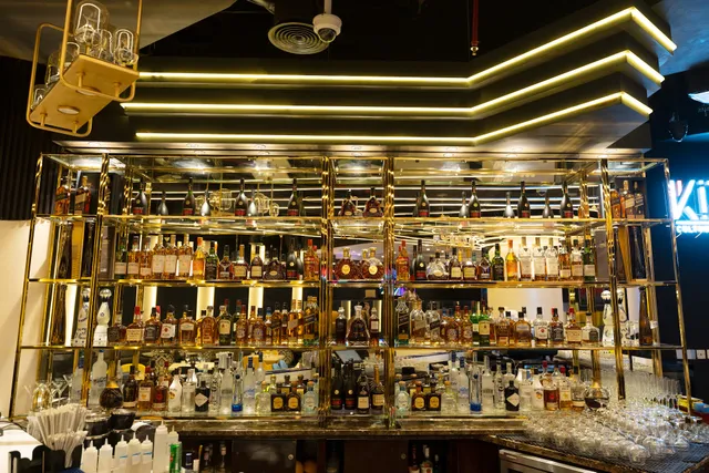 KIZA Restaurant & Lounge - Pan African Cuisine